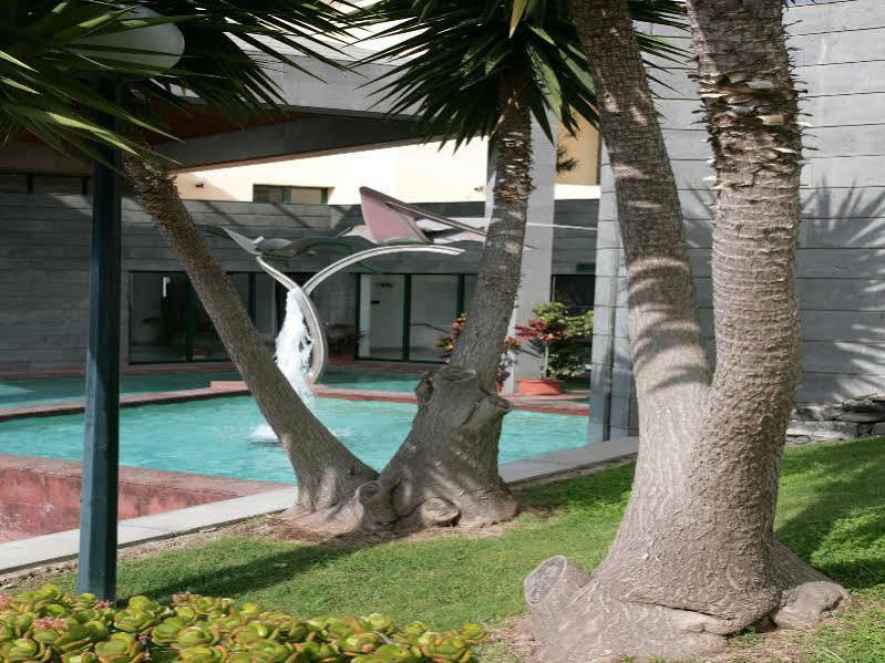 Hotel Escola ฟุงชาล ภายนอก รูปภาพ