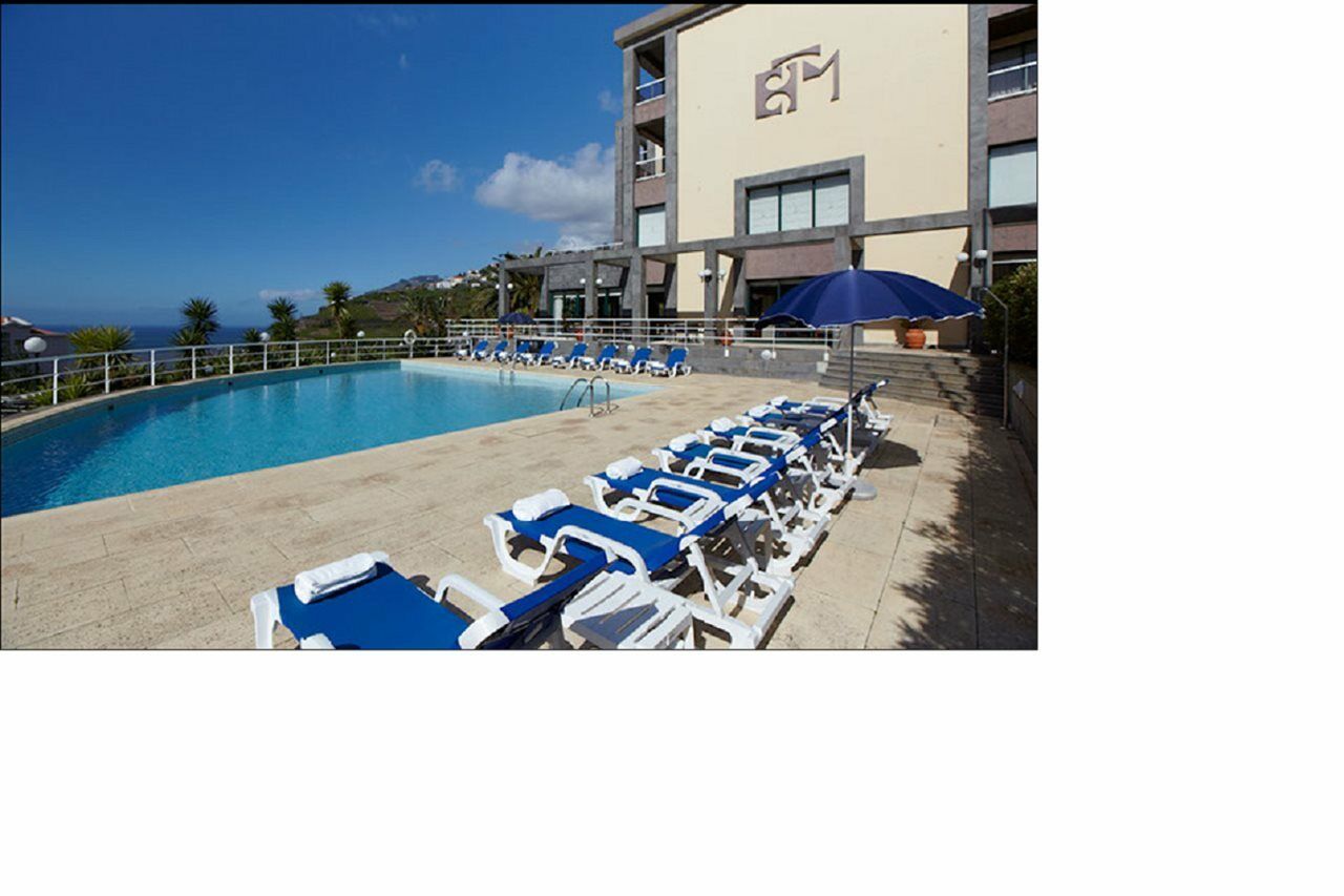 Hotel Escola ฟุงชาล ภายนอก รูปภาพ
